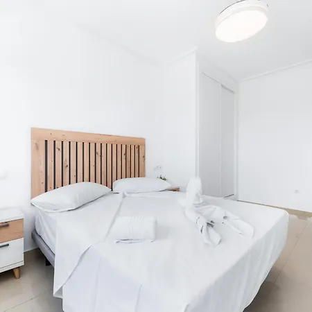 Laguna Rosa Aparthotel Los Montesinos