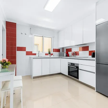 Laguna Rosa 公寓式酒店 4*