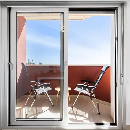 Laguna Rosa 公寓式酒店 4*